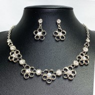 Комплект луксозно колие с обеци "Neoglory jewellry" направено с кристали "Swarovski" 07